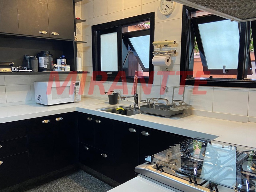 Casa terrea de 340m² com 4 quartos em Butantã