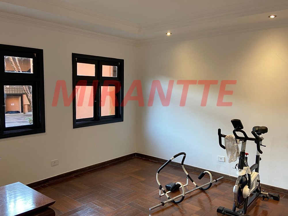 Casa terrea de 340m² com 4 quartos em Butantã