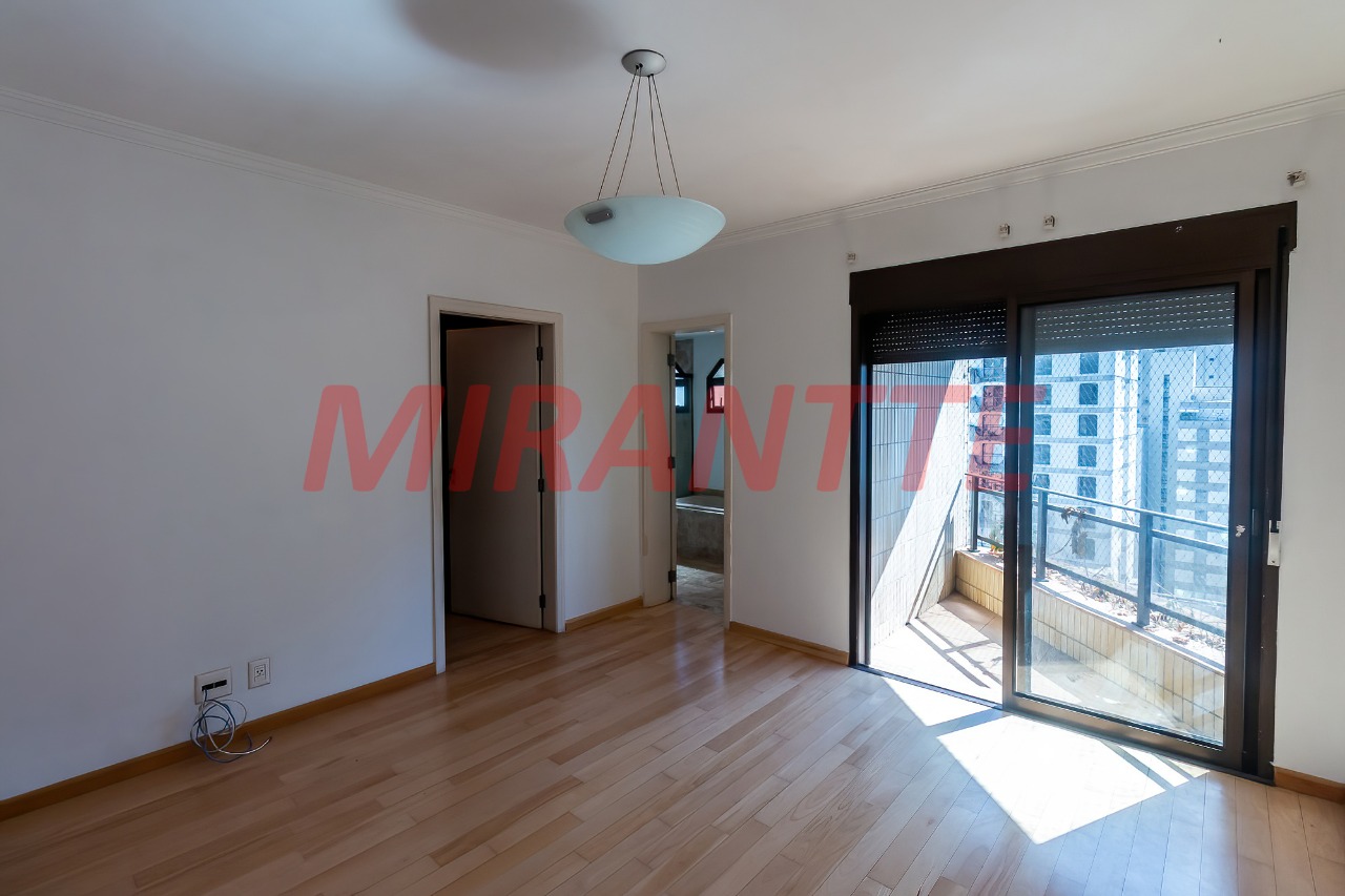 Apartamento de 240m² com 3 quartos em Itaim Bibi