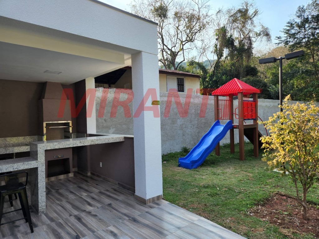 Apartamento de 42m² com 2 quartos em Horto Florestal