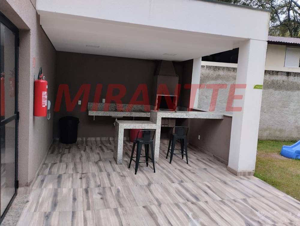 Apartamento de 42m² com 2 quartos em Horto Florestal