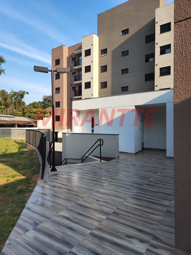 Apartamento de 42m² com 2 quartos em Horto Florestal