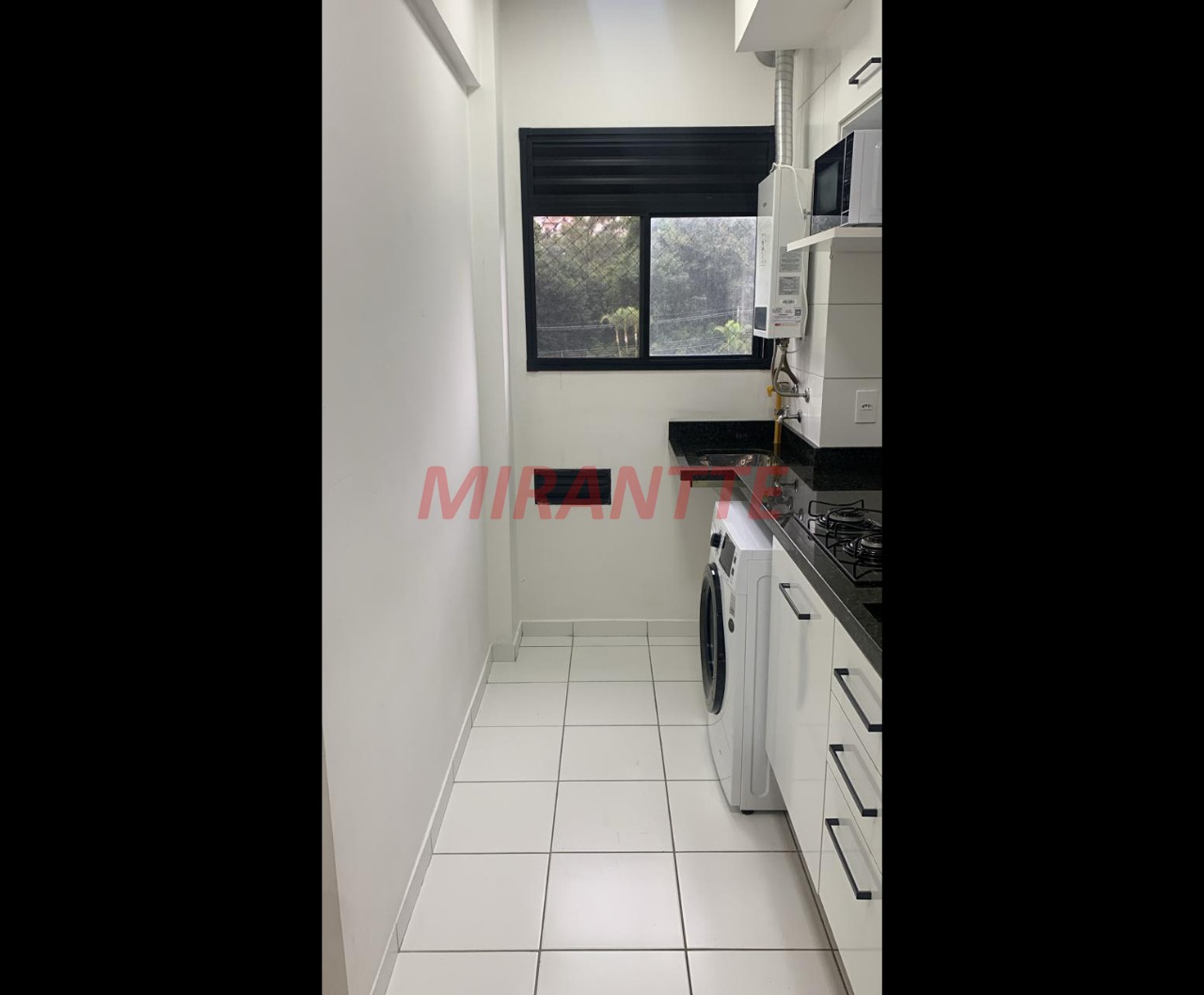 Apartamento de 42m² com 2 quartos em Horto Florestal