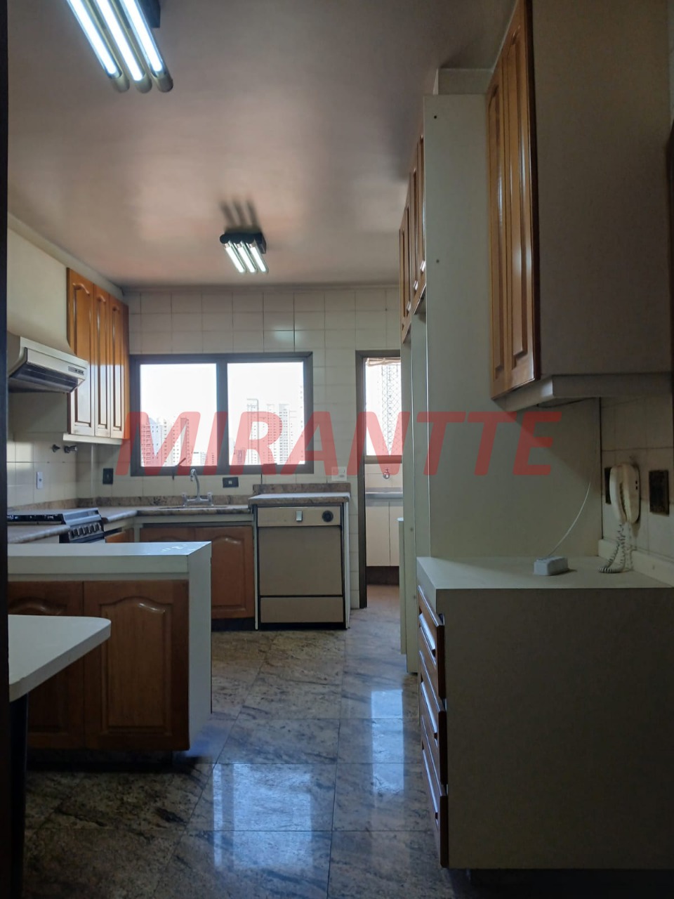 Apartamento de 167m² com 3 quartos em Alto da Lapa