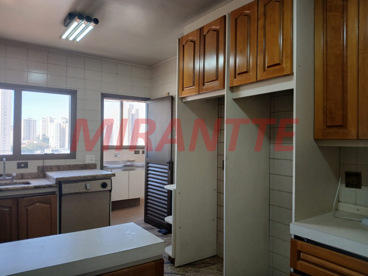 Apartamento de 167m² com 3 quartos em Alto da Lapa