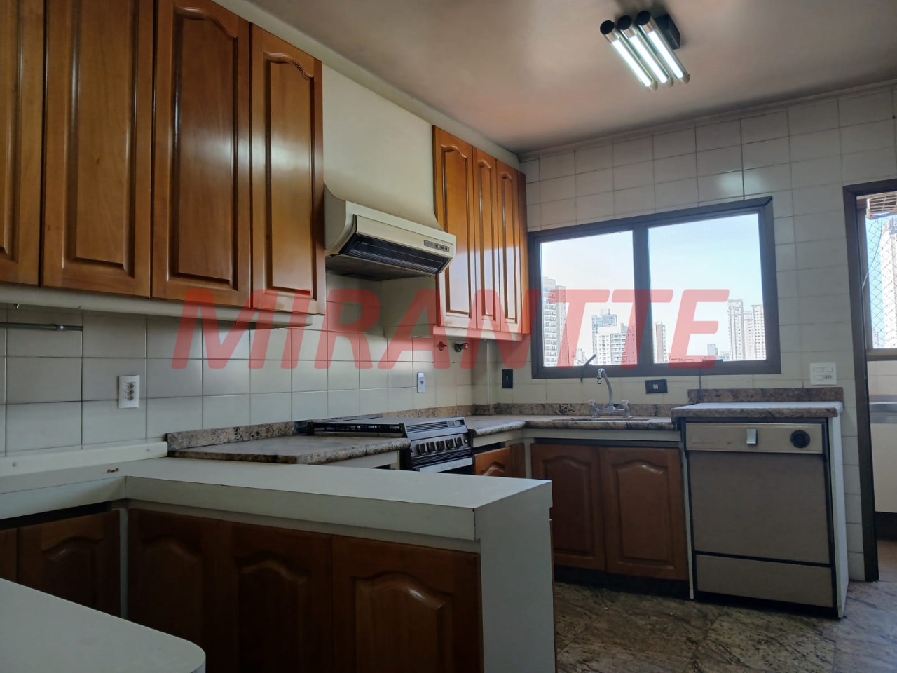 Apartamento de 167m² com 3 quartos em Alto da Lapa