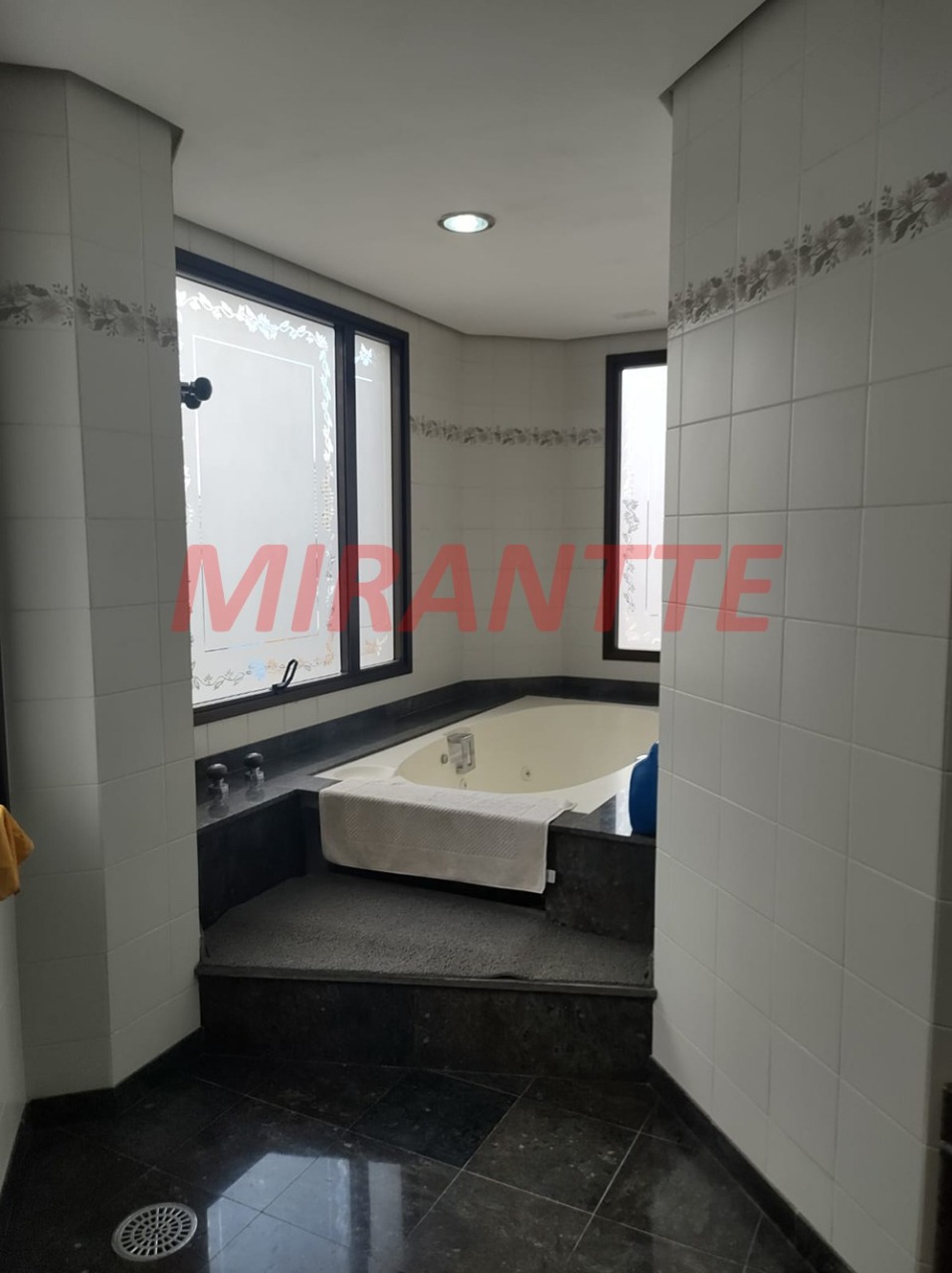 Apartamento de 300m² com 5 quartos em Santana