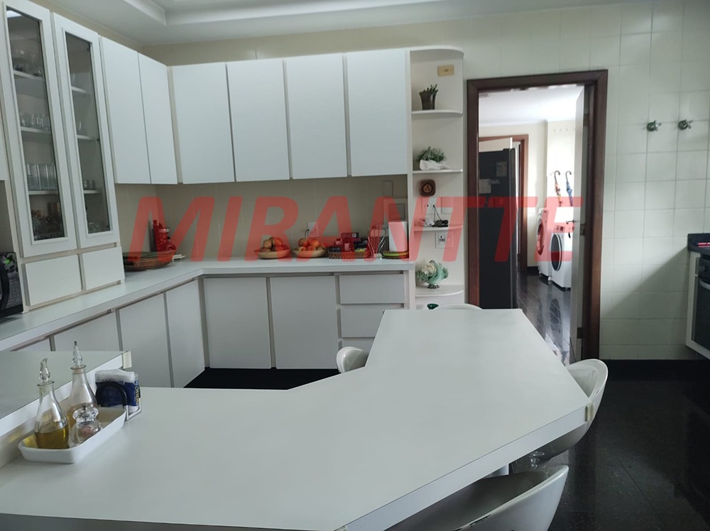 Apartamento de 300m² com 5 quartos em Santana