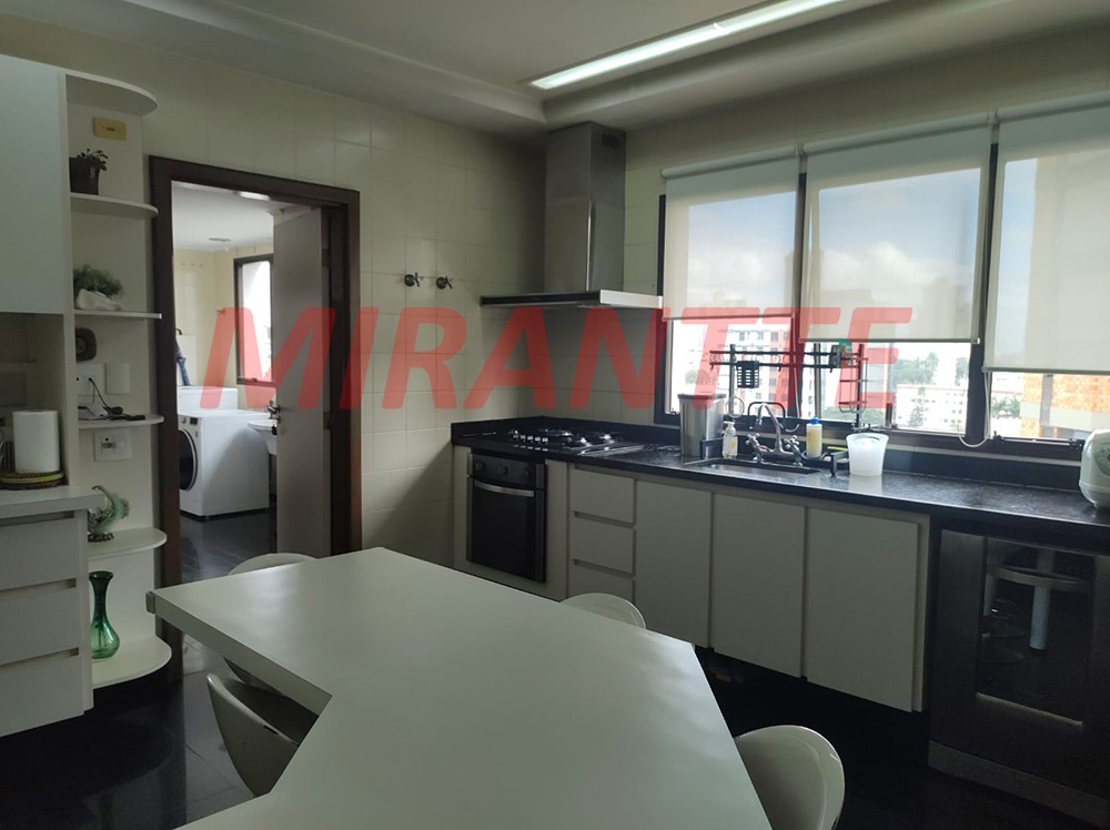 Apartamento de 300m² com 5 quartos em Santana