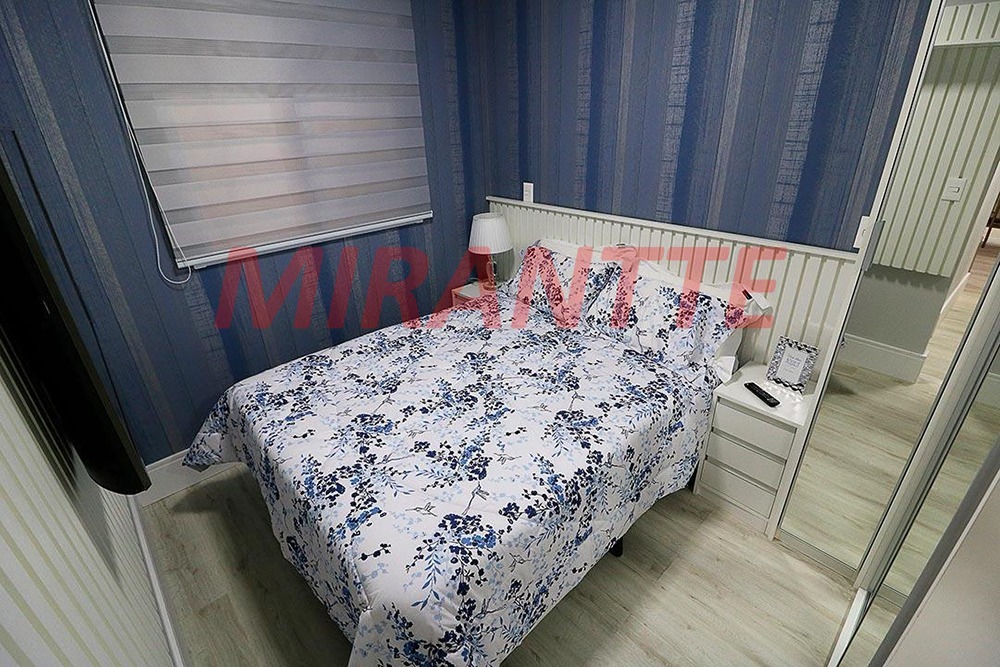 Apartamento de 45m² com 2 quartos em Vila Mazzei