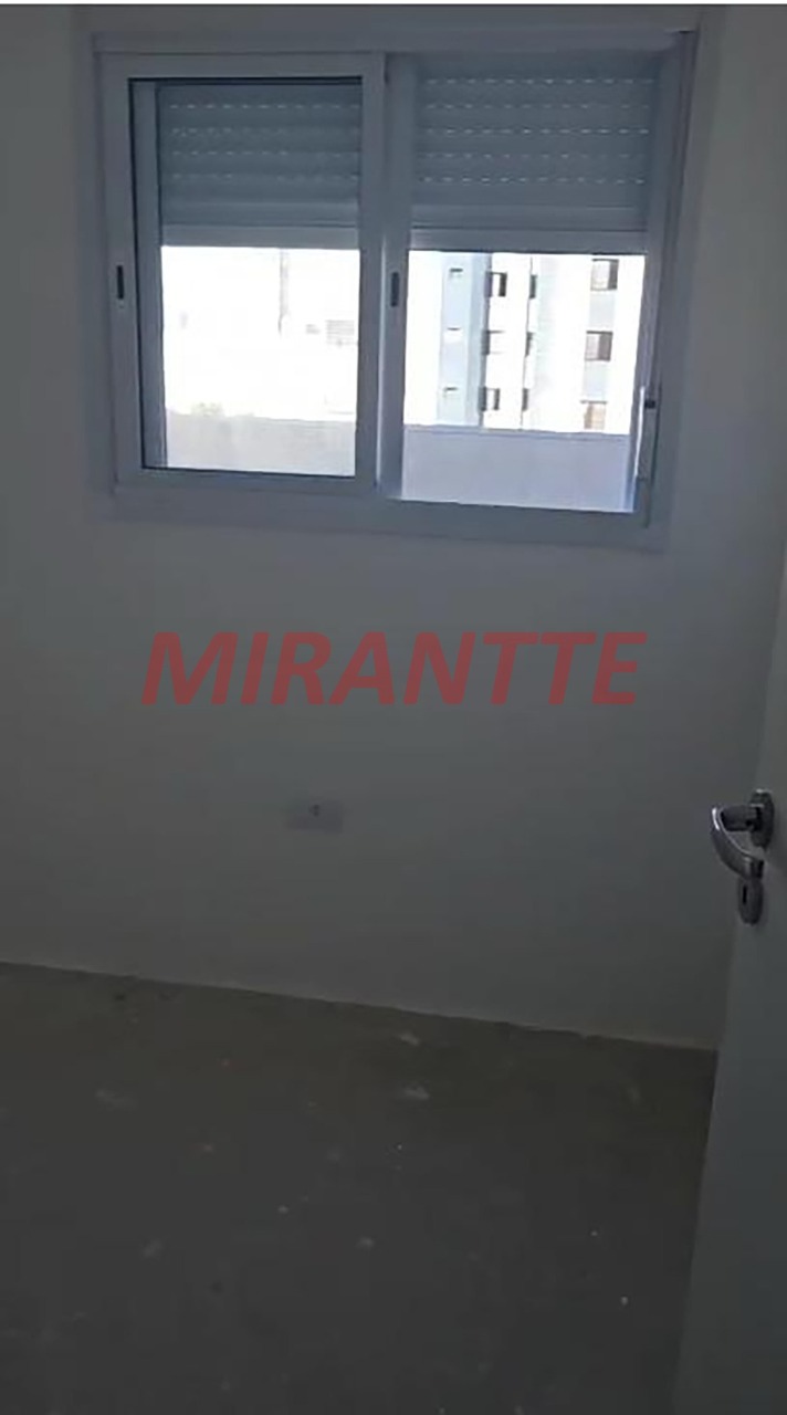 Apartamento de 45m² com 2 quartos em Vila Mazzei