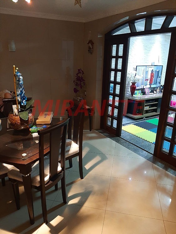 Sobrado de 122m² com 4 quartos em Vila Albertina