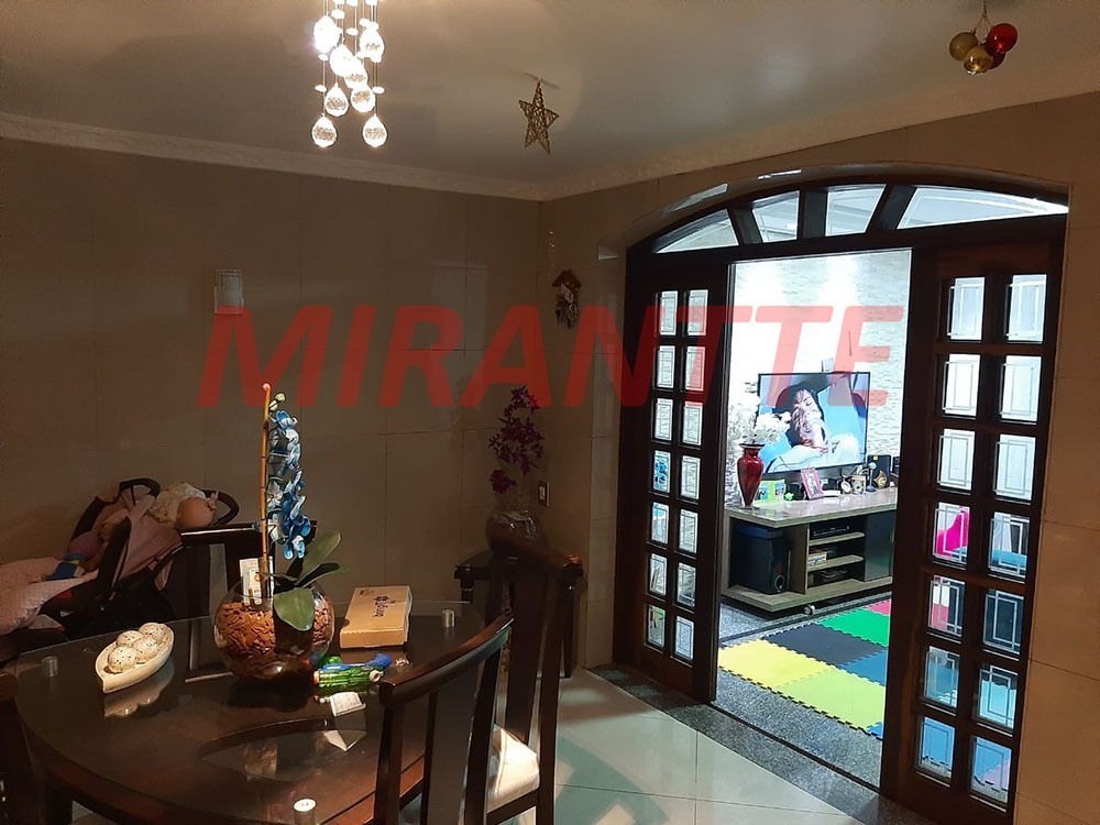 Sobrado de 122m² com 4 quartos em Vila Albertina