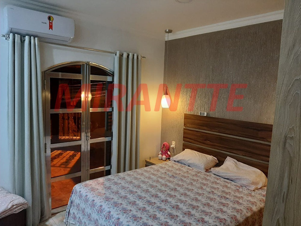 Sobrado de 122m² com 4 quartos em Vila Albertina