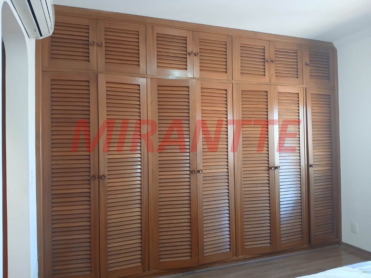Cobertura de 246m² com 3 quartos em Alto da Lapa