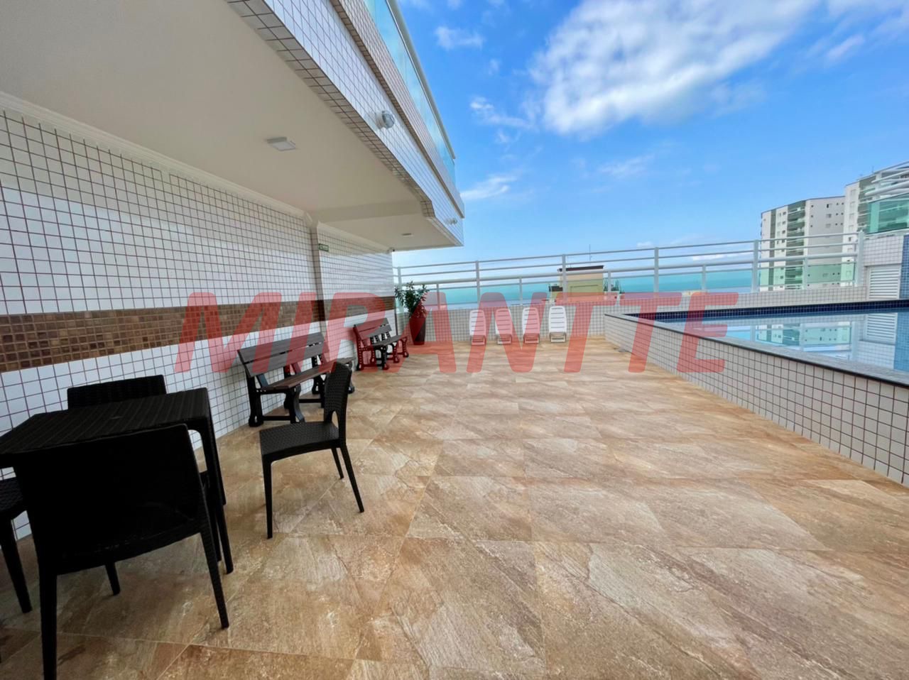 Apartamento de 130m² com 2 quartos em Caiçara