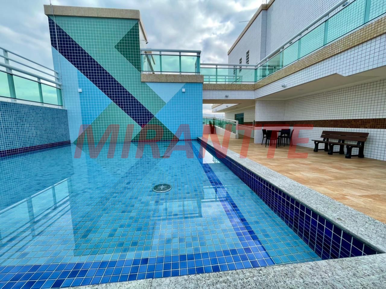 Apartamento de 130m² com 2 quartos em Caiçara