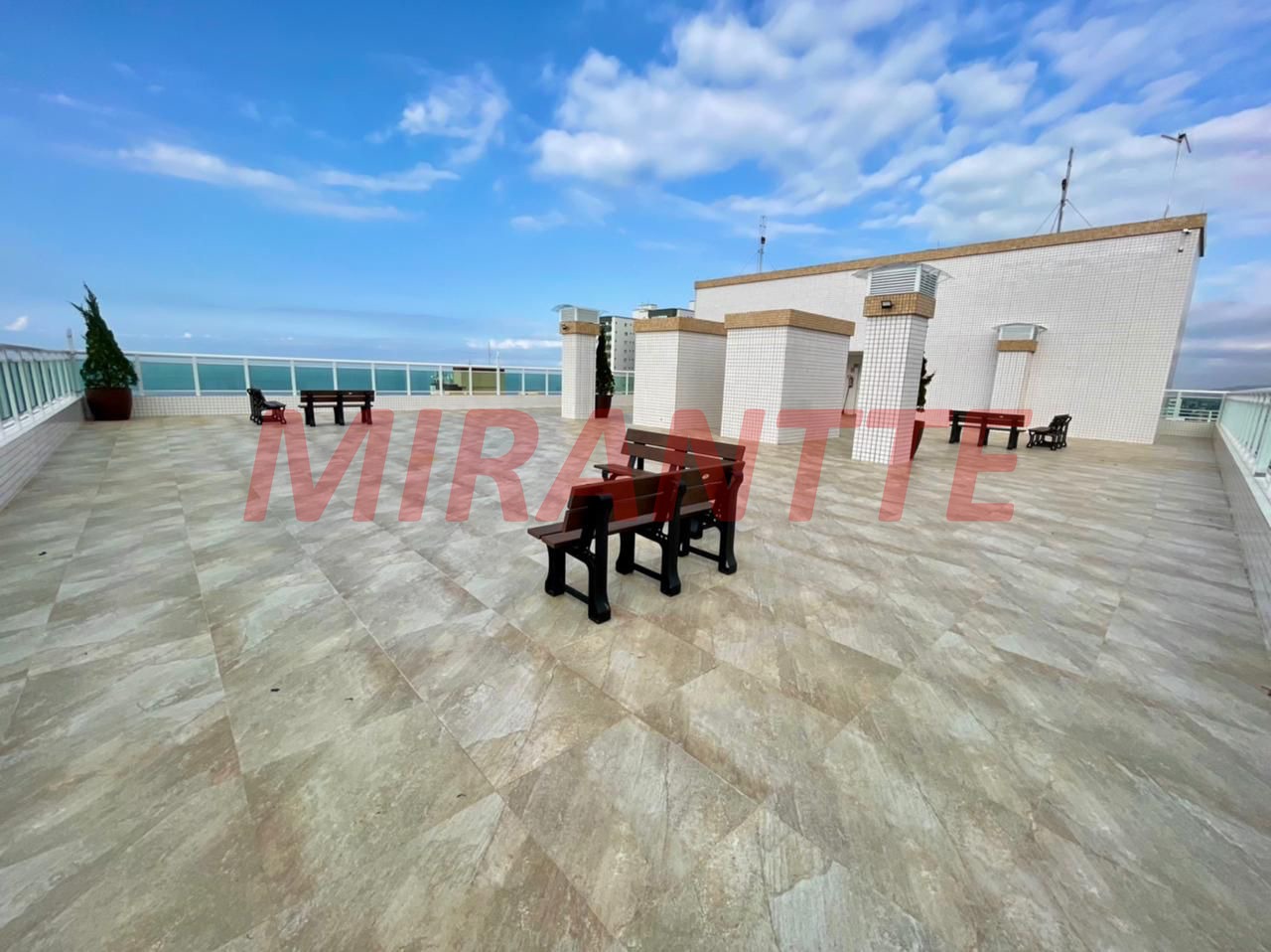Apartamento de 130m² com 2 quartos em Caiçara