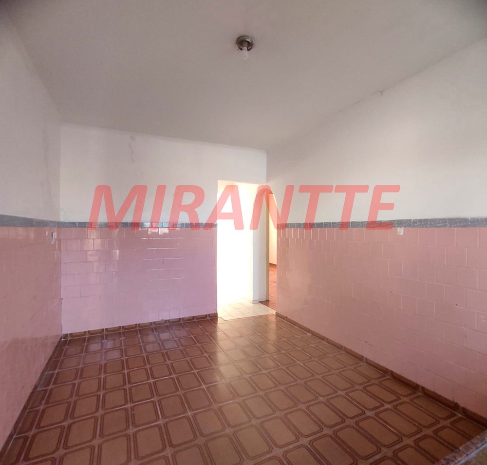 Casa terrea de 71m² com 2 quartos em Parque Casa De Pedra