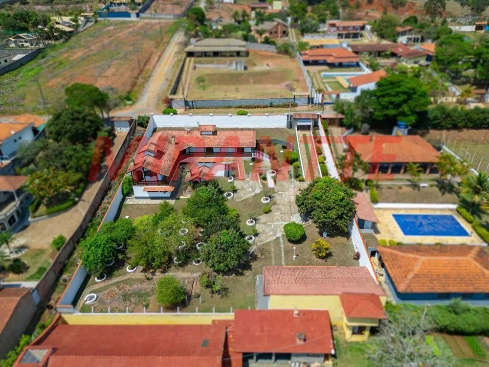 Chácara de 500m² com 3 quartos em Chacaras Bela Vista