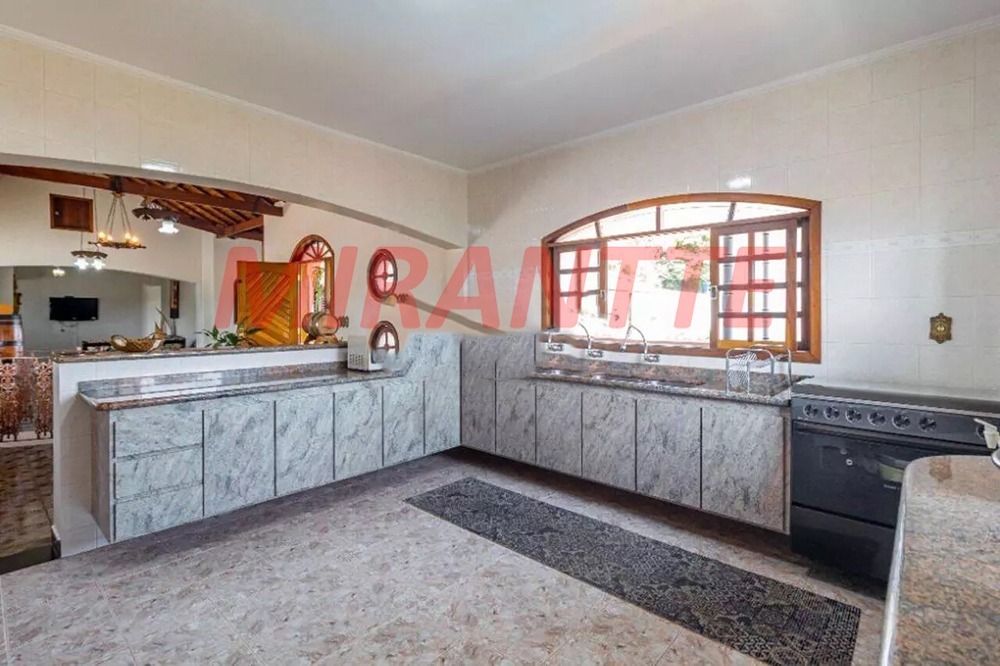 Chácara de 500m² com 3 quartos em Chacaras Bela Vista