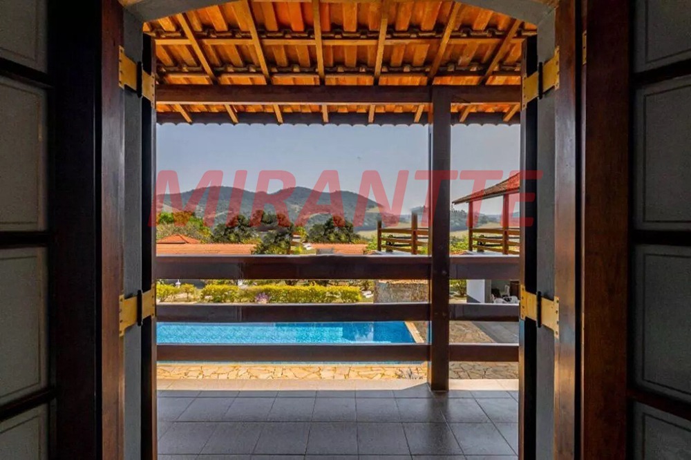 Chácara de 500m² com 3 quartos em Chacaras Bela Vista