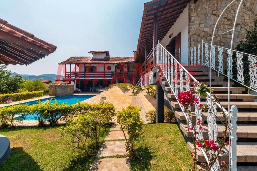 Chácara de 500m² com 3 quartos em Chacaras Bela Vista