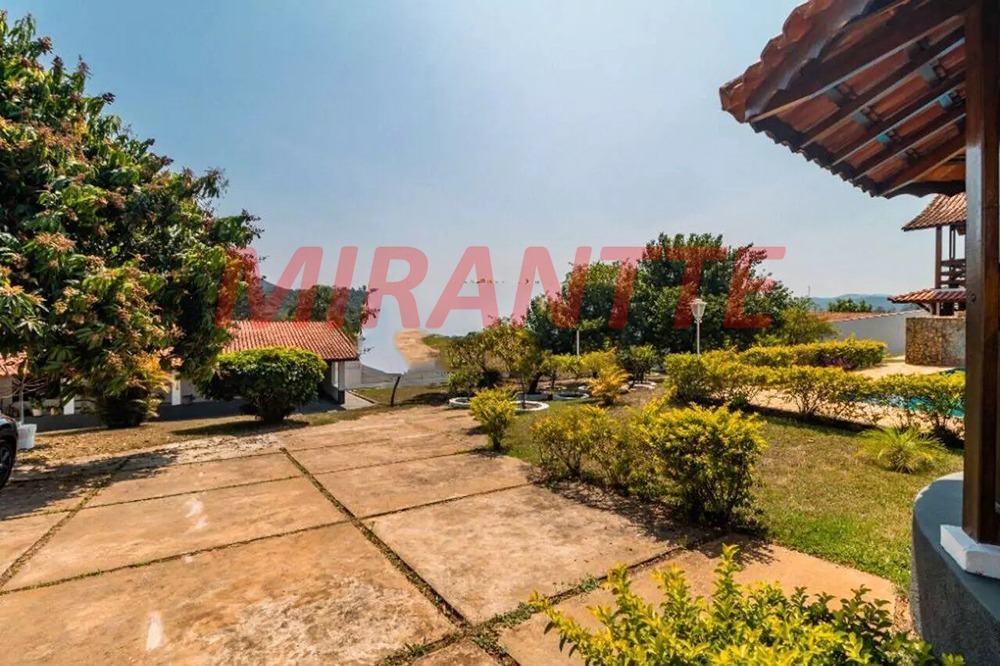 Chácara de 500m² com 3 quartos em Chacaras Bela Vista