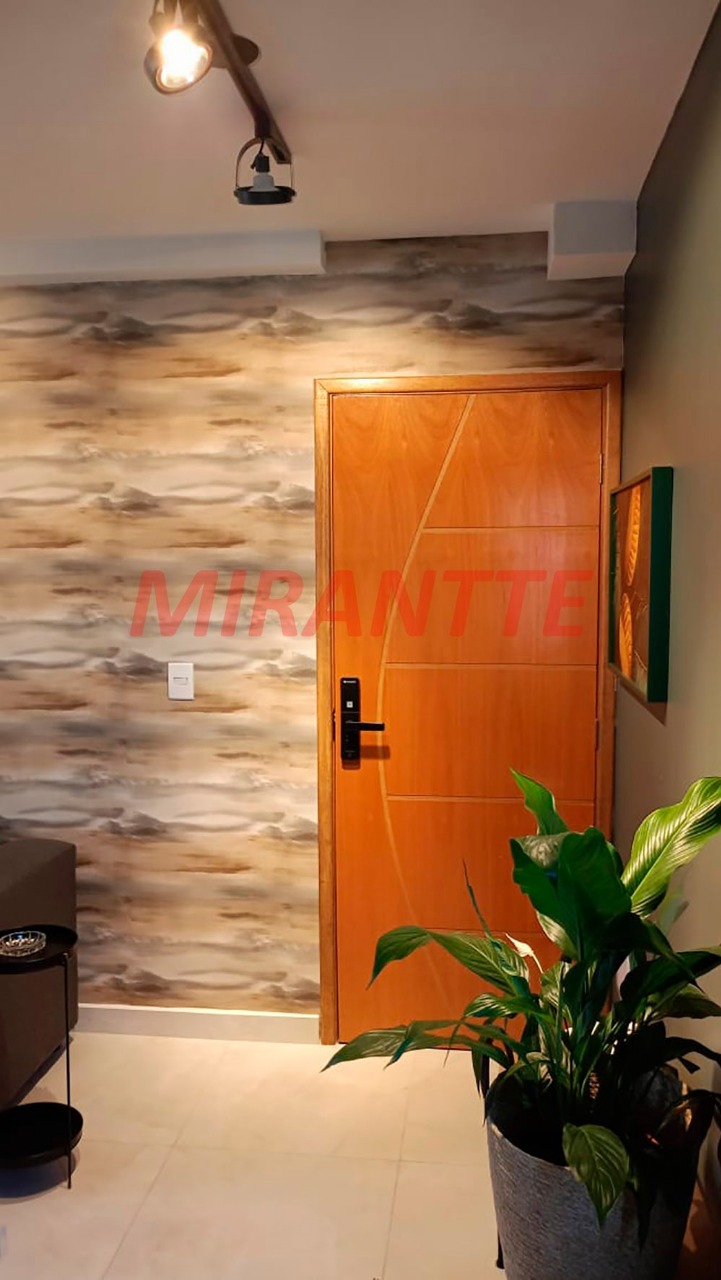 Apartamento de 46m² com 2 quartos em Chora Menino
