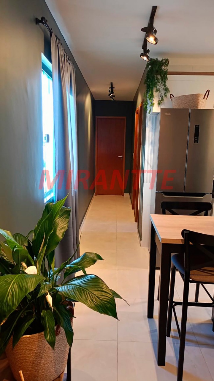 Apartamento de 46m² com 2 quartos em Chora Menino