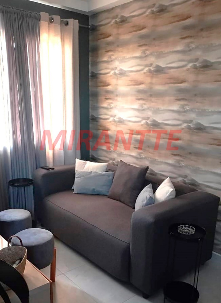 Apartamento de 46m² com 2 quartos em Chora Menino