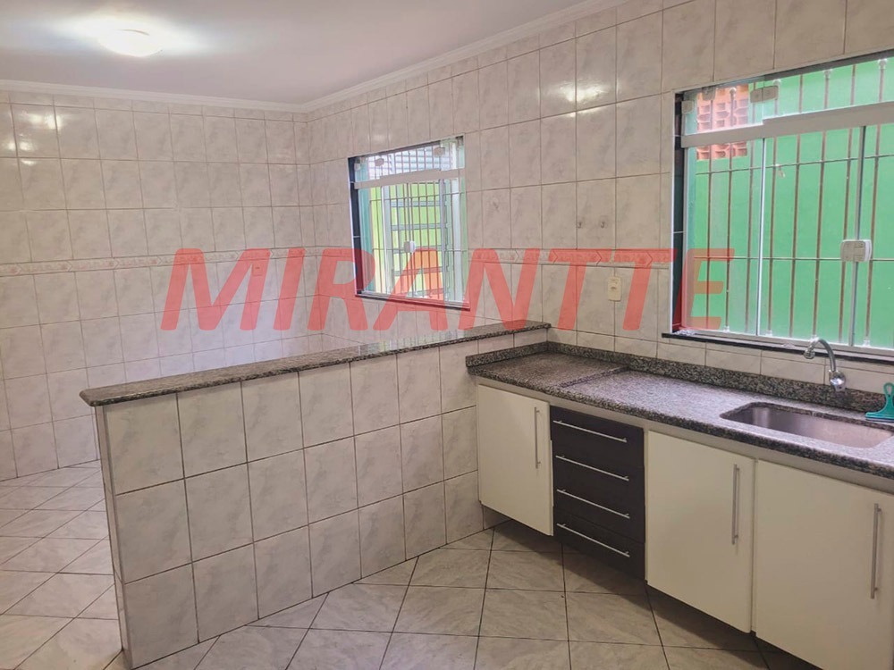 Sobrado de 230m² com 3 quartos em Jardim São Francisco