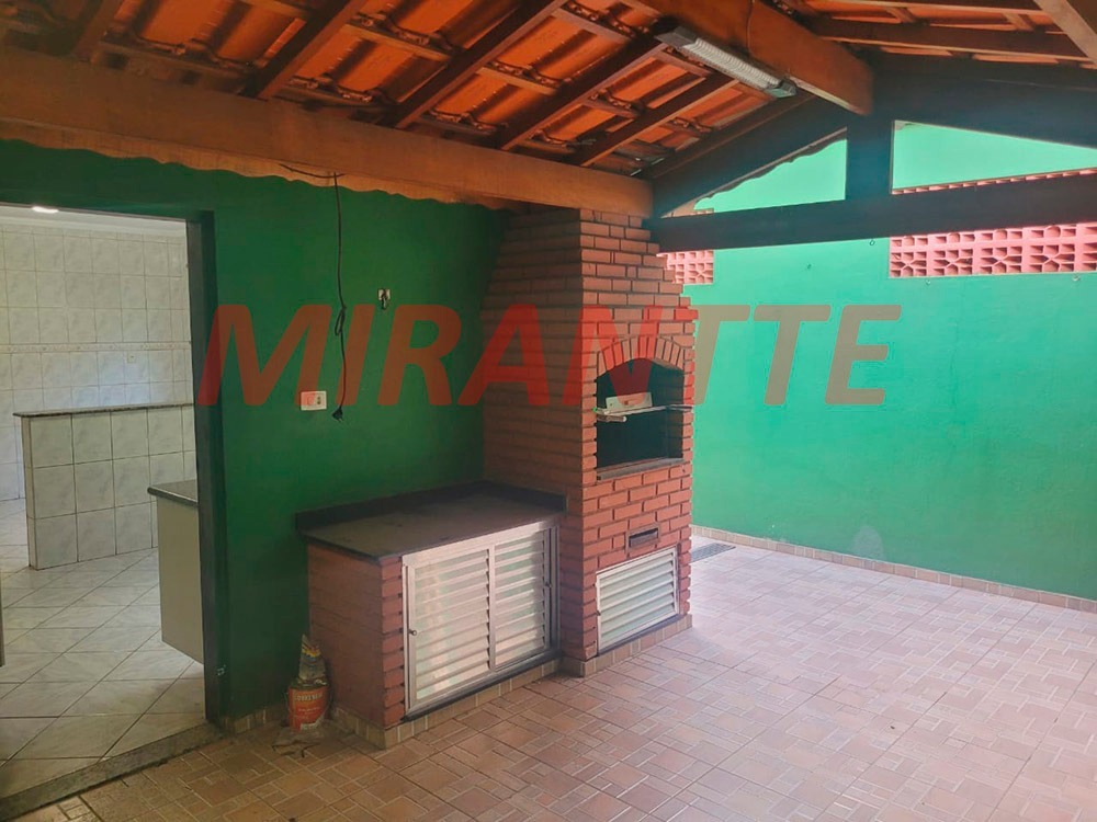 Sobrado de 230m² com 3 quartos em Jardim São Francisco