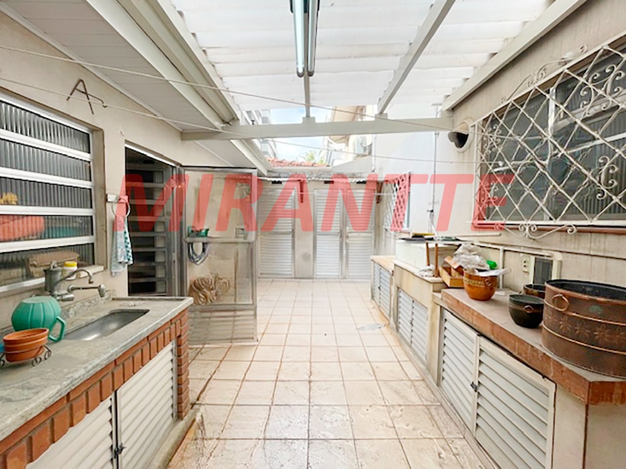 Sobrado de 145m² com 3 quartos em Santana
