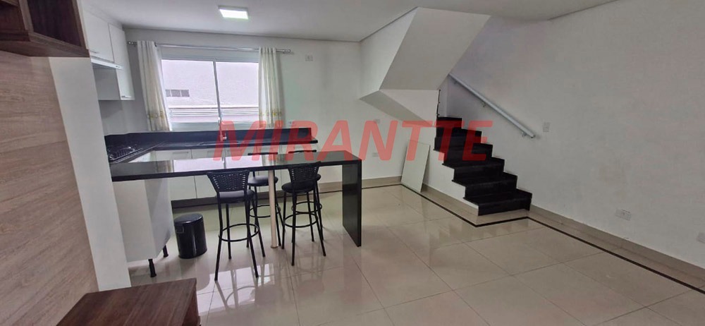 Cond. fechado de 105m² com 2 quartos em Vila Dom Pedro II
