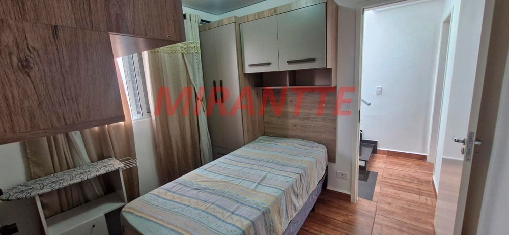 Cond. fechado de 105m² com 2 quartos em Vila Dom Pedro II