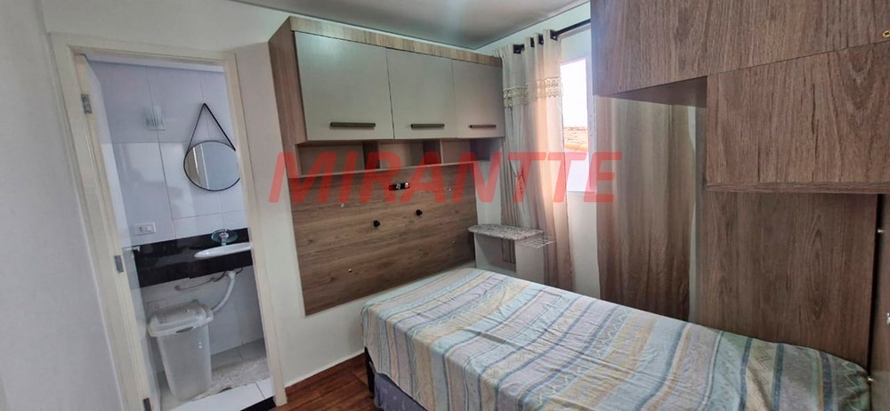 Cond. fechado de 105m² com 2 quartos em Vila Dom Pedro II