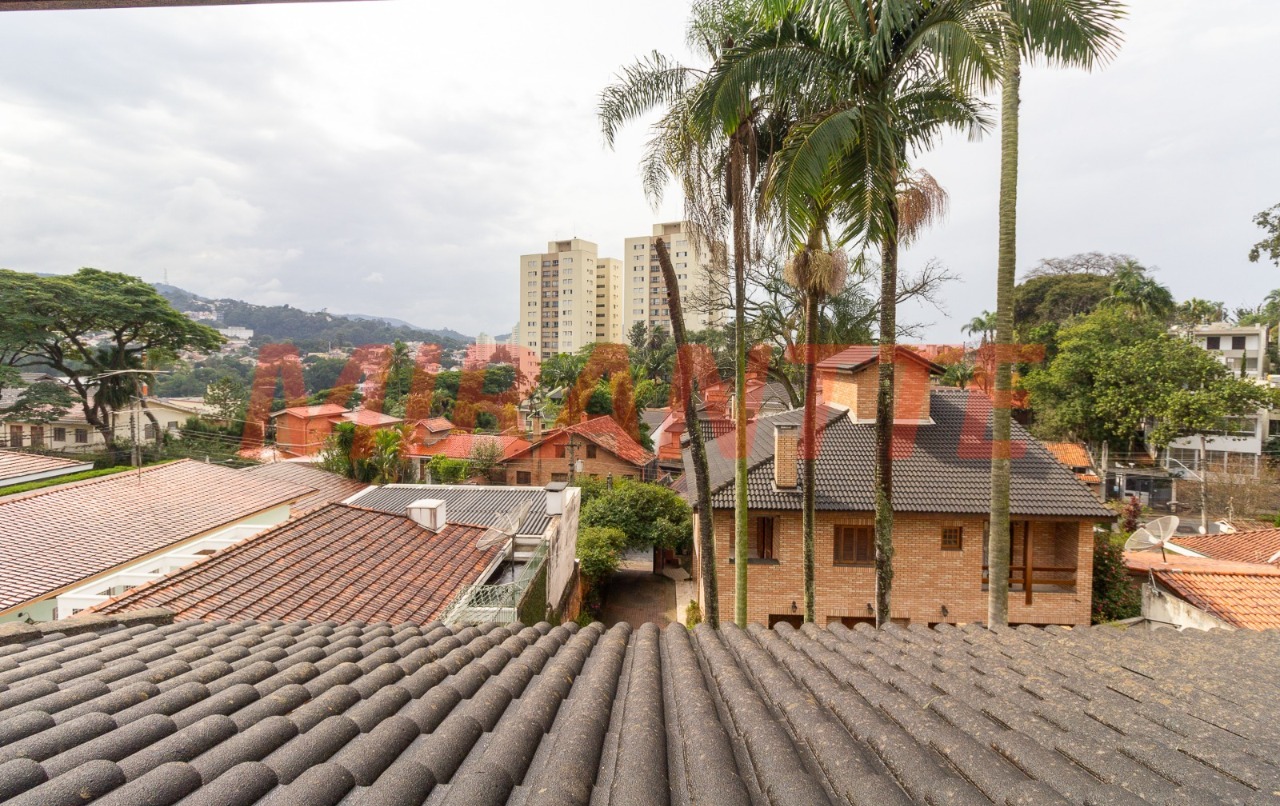 Cond. fechado de 1106m² com 12 quartos em Tremembe