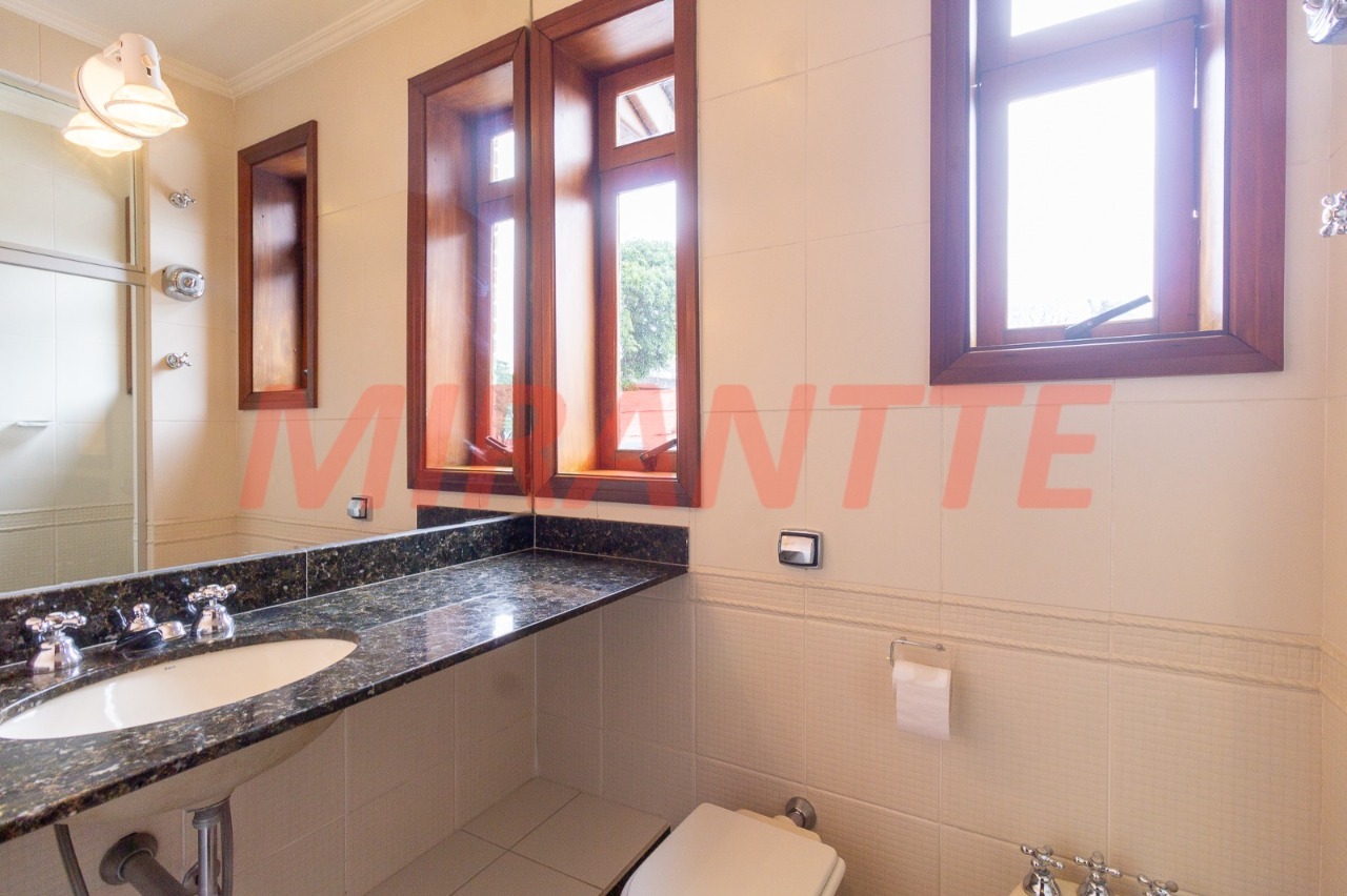 Cond. fechado de 1106m² com 12 quartos em Tremembe