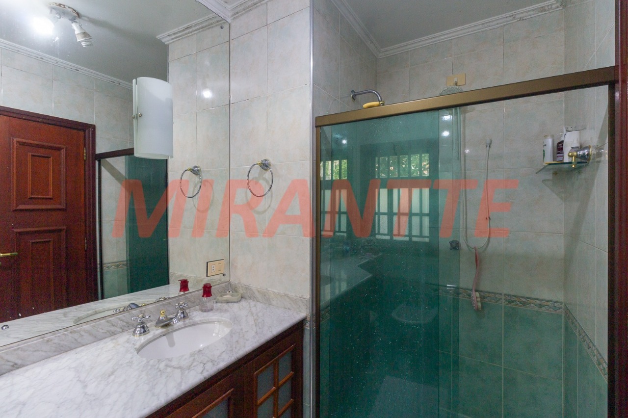 Cond. fechado de 1106m² com 12 quartos em Tremembe