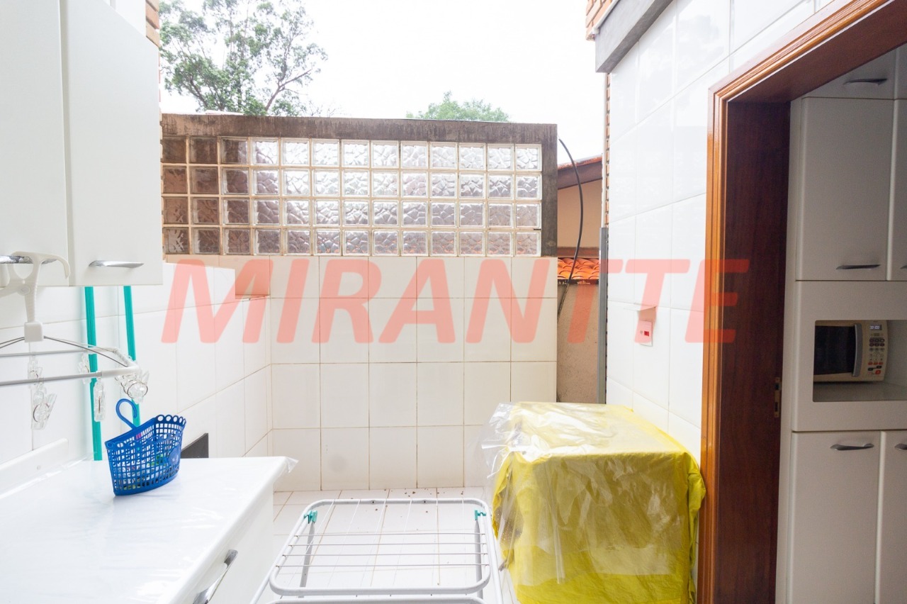 Cond. fechado de 1106m² com 12 quartos em Tremembe