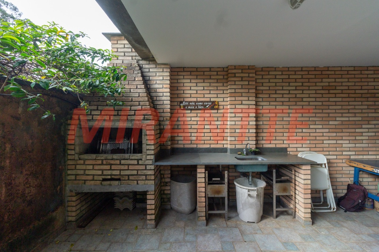 Cond. fechado de 1106m² com 12 quartos em Tremembe