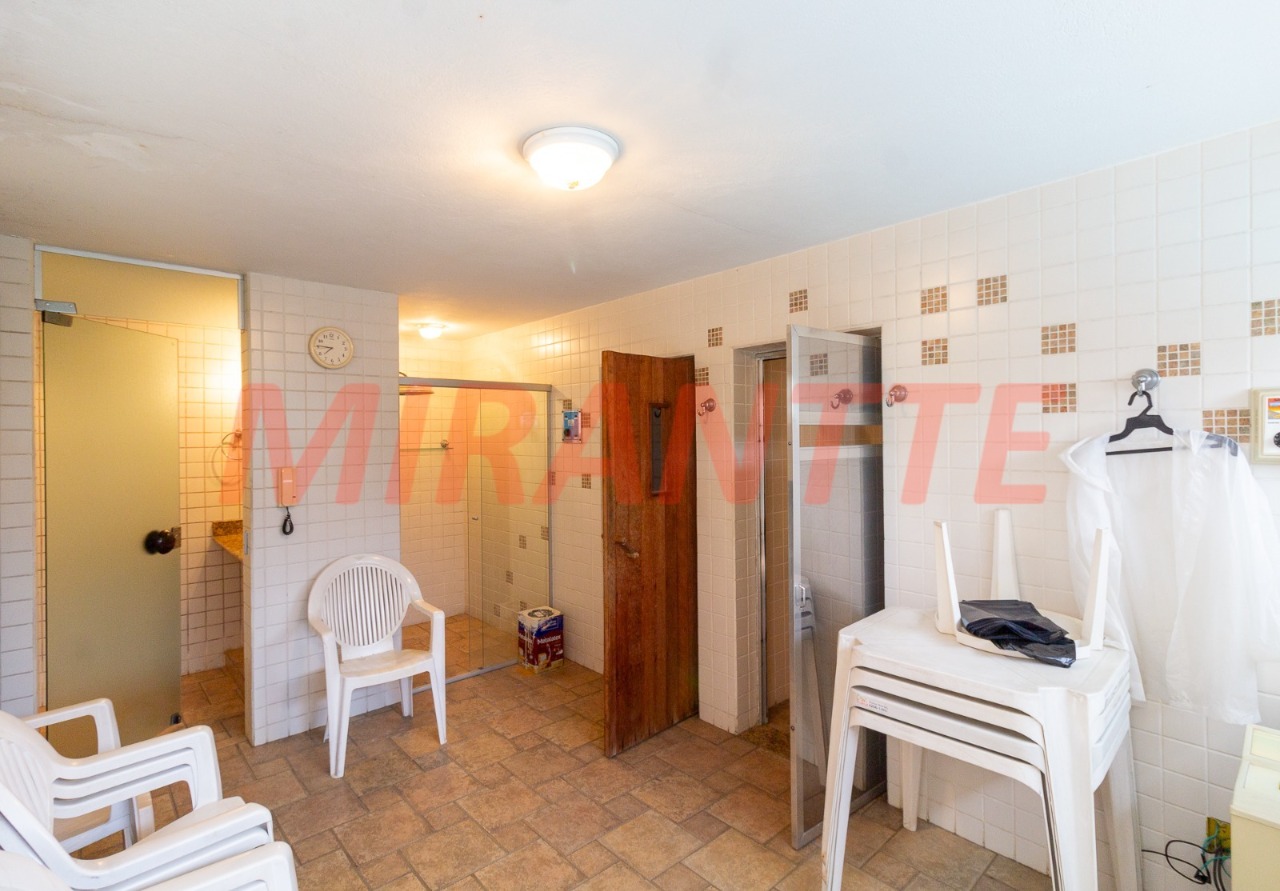 Cond. fechado de 1106m² com 12 quartos em Tremembe