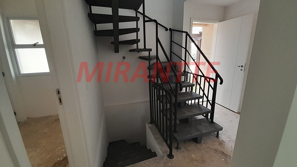 Sobrado de 173m² com 3 quartos em JD. DA GLORIA