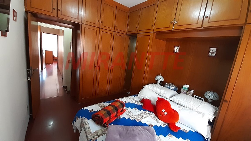 Cond. fechado de 100m² com 3 quartos em Imirim