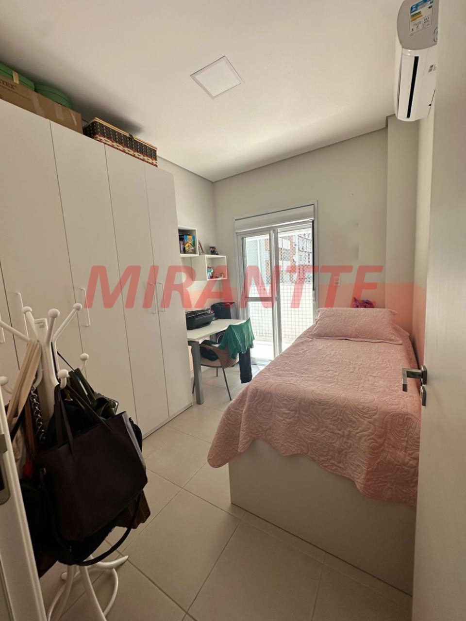 Apartamento de 130m² com 3 quartos em José Menino