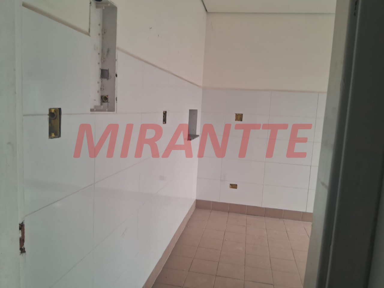 Comercial de 280m² em Jardim Santa Cruz