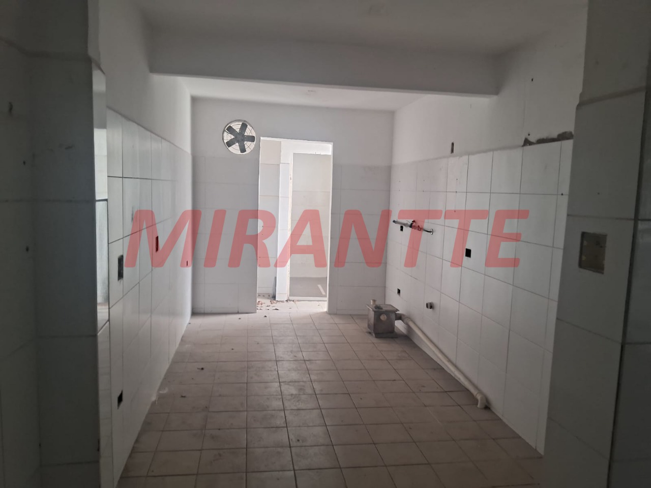 Comercial de 280m² em Jardim Santa Cruz