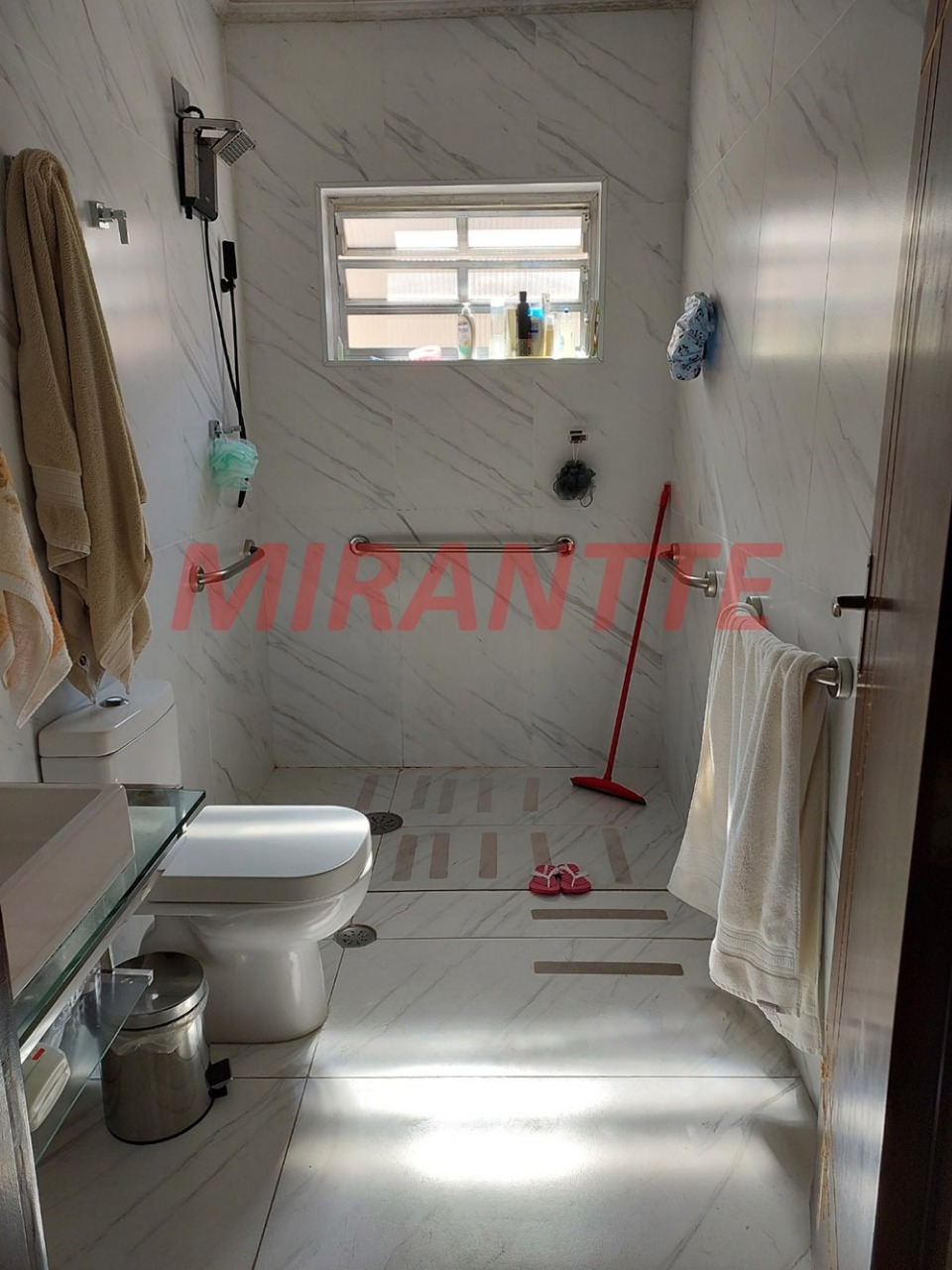 Casa terrea de 218m² com 2 quartos em Vila Mazzei