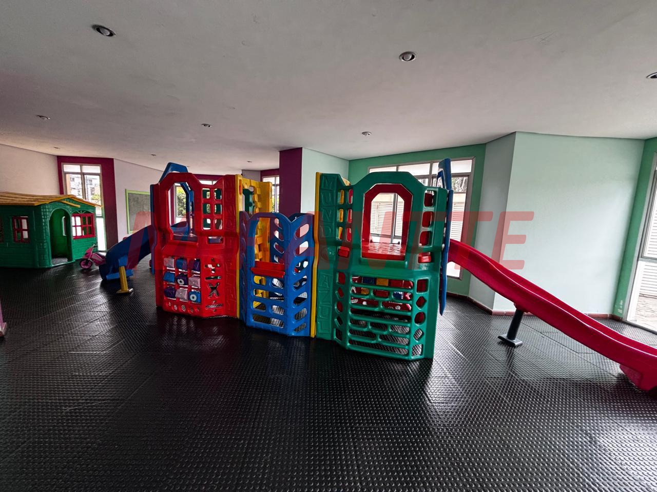 Apartamento de 70m² com 3 quartos em Santa Teresinha